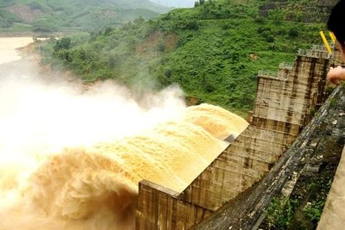 Một huyện ở Quảng Nam muốn thủy điện Đăk Mi 4 bồi thường cho dân
