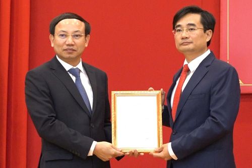 Quảng Ninh luân chuyển, bổ nhiệm 10 lãnh đạo