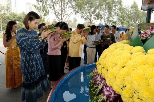 Trải nghiệm lễ hội hoa đăng Loy Krathong tại MM Mega Market