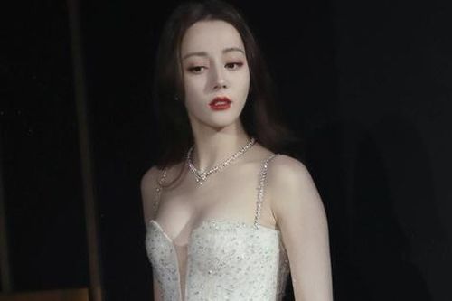 Người khiến Châu Tấn, Địch Lệ Nhiệt Ba 'sợ hãi' là ai?