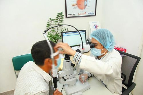 Suýt mù do đái tháo đường