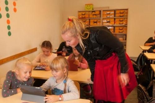 Học sinh Estonia hết 'bỡ ngỡ' với học từ xa