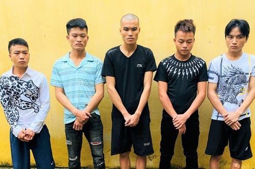 Bắt nhóm cướp đường dùng hung khí đánh người cướp tài sản