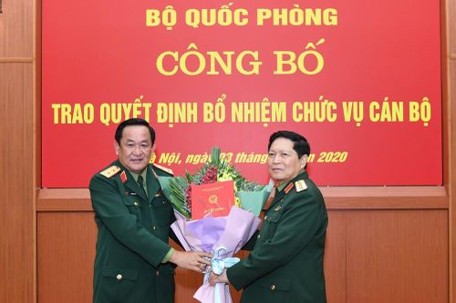 Trao quyết định bổ nhiệm nhân sự cấp cao Bộ Quốc phòng