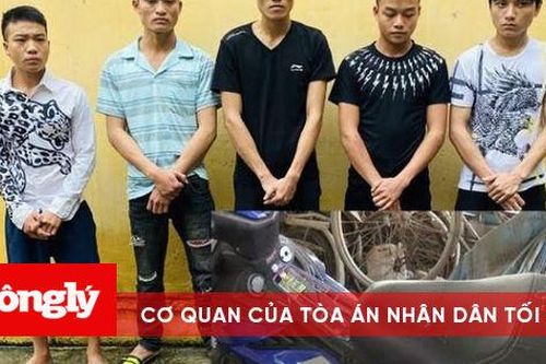 Chặn người đi đường rồi hành hung, cướp tài sản