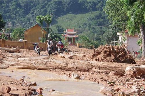 Tìm thấy 2 thi thể người dân bị mất tích do sạt lở tại xã Hướng Việt