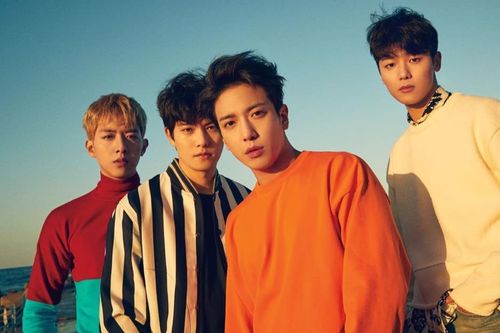 Ơn Giời! Cuối cùng CNBLUE đã chính thức tái xuất hậu 'ngủ đông' với đội hình mới