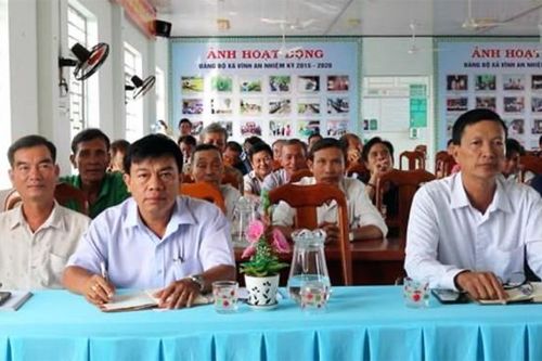 Đại biểu HĐND 3 cấp tiếp xúc cử tri xã Vĩnh An và Vĩnh Bình