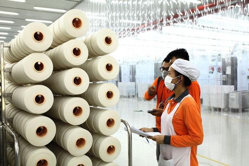 Doanh nghiệp xuất khẩu dệt may gặp khó
