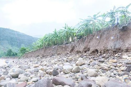 Cần có giải pháp hạn chế hiện tượng sạt lở đất ở Đakrông