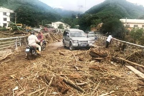 Vụ thủy điện xả lũ ồ ạt khiến dân thiệt hại nặng: Huyện yêu cầu bồi thường