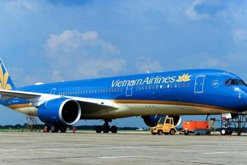 Phạt nam hành khách đốt giấy trên máy bay 2 triệu đồng