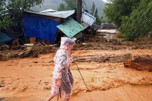 Bộ GTVT ra công điện khẩn ứng phó với bão số 10