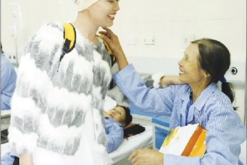 'Hoa khôi truyền cảm hứng' đã chiến thắng bệnh ung thư