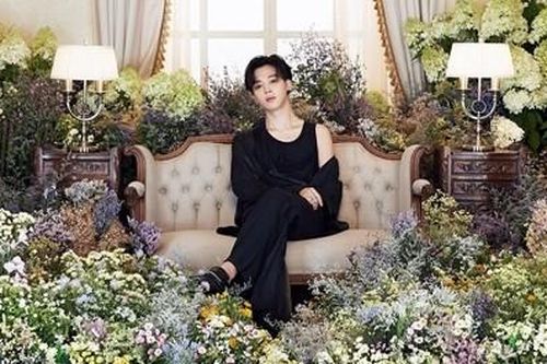 BTS tung ảnh teaser của Jimin: Netizen xuýt xoa quá xinh đẹp, đòi xin tên người make-up