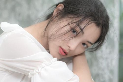 Nữ sinh 22 tuổi vào vai Diễm trong phim về Trịnh Công Sơn