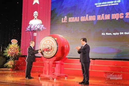 Trường ĐH Công nghiệp Hà Nội khai giảng năm học 2020-2021