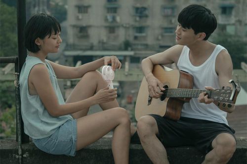 Phim 'Sài Gòn trong cơn mưa' đáng yêu nhưng vẫn còn nhiều sạn, lỗi