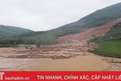 Người dân Cẩm Lĩnh bất an vì nguy cơ núi lở