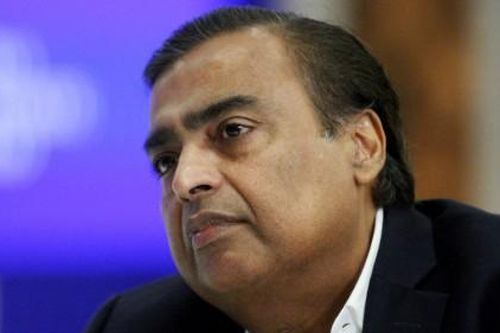 Tỷ phú giàu nhất châu Á Mukesh Ambani mất hàng tỷ USD khi nhu cầu nhiên liệu trên thế giới sụt giảm
