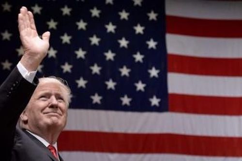 Bầu cử Mỹ: Thắng sát nút tại Florida, ông Trump giành 29 lá phiếu, thu hẹp khoảng cách với Joe Biden
