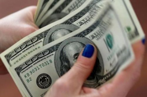 Đồng USD vẫn xuống giá dù ai thắng cử Tổng thống