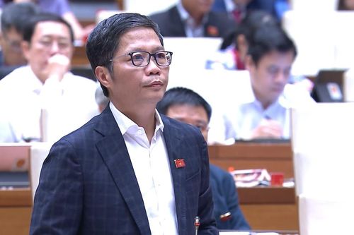 Bộ trưởng Trần Tuấn Anh phát biểu tại Quốc hội về thủy điện