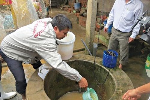 Cách xử lý nước giếng bị ô nhiễm sau lũ lụt