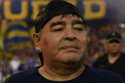 Huyền thoại bóng đá Maradona vừa phẫu thuật thành công cục máu đông trong não