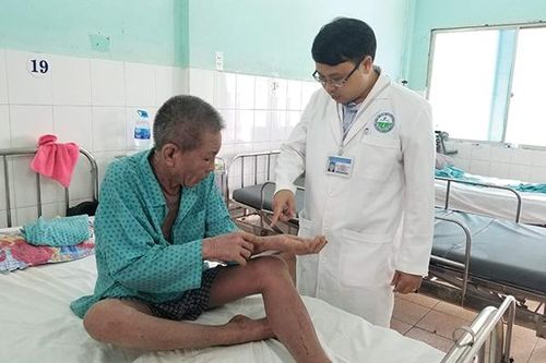 Ô nhiễm không khí đang 'chọc thủng' lá chắn bảo vệ da