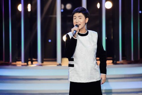 Lynk Lee bất ngờ 'cải trang' thành nam giới trong 'Gương Mặt Thân Quen 2020'?