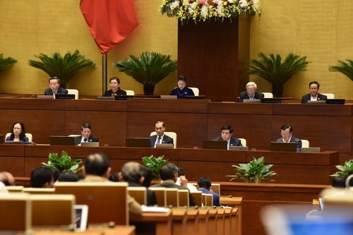 TOÀN CẢNH Quốc hội thảo luận KTXH: Chỉ đạo kịp thời trong các tình thế cấp bách