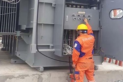 Đóng điện dự án chống quá tải cho Khu công nghiệp Đại Đồng-Hoàn Sơn