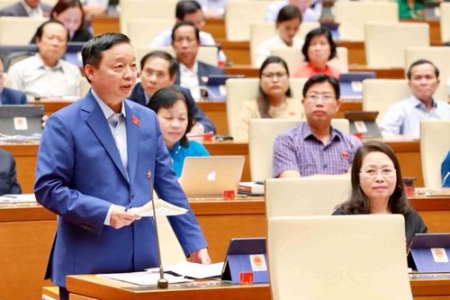 Bộ trưởng Bộ TN&MT: Thời tiết quá cực đoan