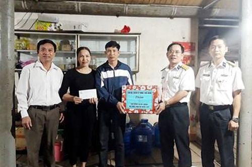 Thắm nghĩa tình đồng đội, nhân lên sức mạnh, niềm tin