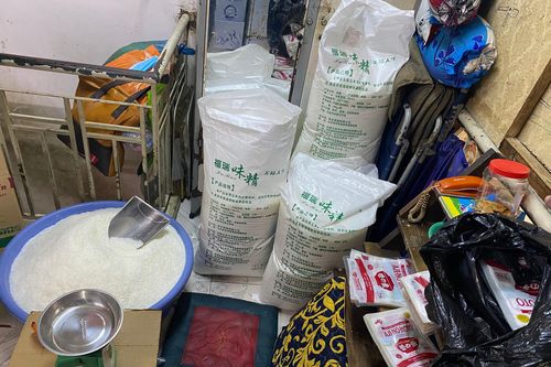 Phát hiện 'xưởng' sản xuất bột ngọt giả nhãn hiệu nổi tiếng ở quận 8