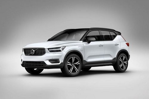 Volvo XC40 'uống' chỉ 2,3 lít xăng/100km từ 1,56 tỷ đồng