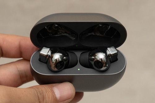 Tai nghe Huawei FreeBuds Pro sở hữu công nghệ chống ồn chủ động bằng AI