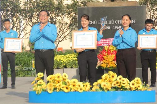 TPHCM tuyên dương 24 Chủ tịch Hội LHTN phường, xã, thị trấn tiêu biểu năm 2020