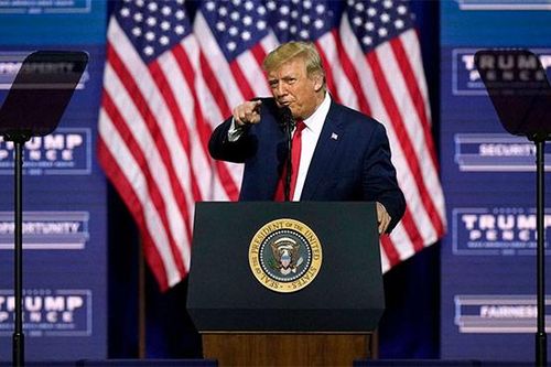 TT Trump kiện bang Nevada có hàng nghìn lá phiếu bất hợp pháp vì lý do 'lạ'