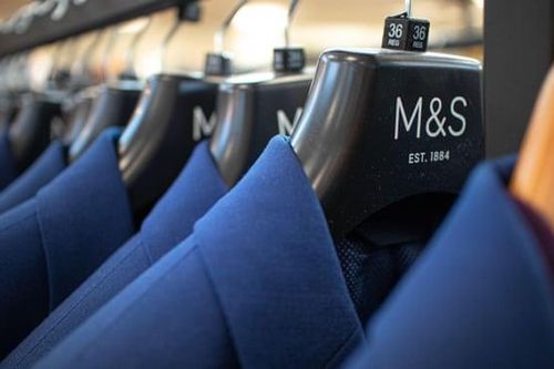 Nhà bán lẻ Marks & Spencer thua lỗ lần đầu tiên trong 94 năm