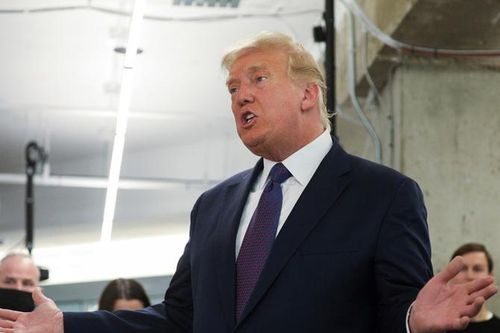 Tổng thống Trump muốn kiện kết quả bầu cử ở bang Pennsylvania và Michigan