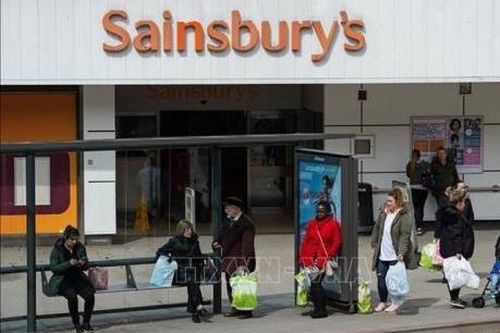 Chuỗi siêu thị Sainsbury sẽ cắt giảm 3.000 việc làm
