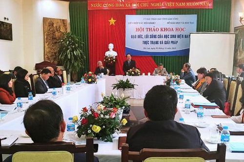Hội thảo khoa học 'Đạo đức, lối sống của học sinh hiện nay - thực trạng và giải pháp'