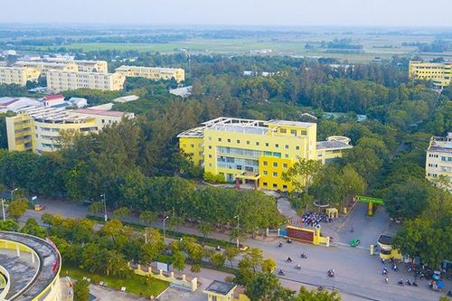 Các yếu tố ảnh hưởng đến cảm nhận bị làm phiền của sinh viên Trường Đại học Trà Vinh đối với quảng cáo trực tuyến