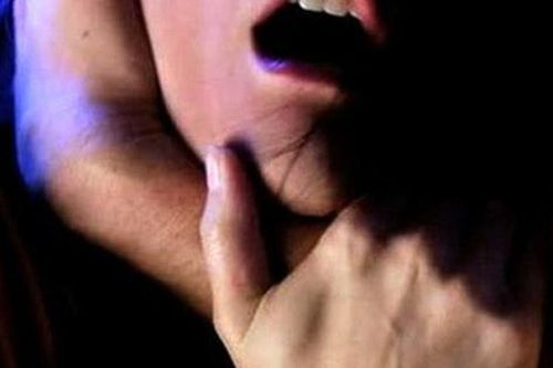 Uất ức vì bị 'cắm 3 chiếc sừng', gã đàn ông bóp cổ bạn gái đến chết rồi tự sát: Hé lộ bí mật đầy phẫn nộ của nạn nhân