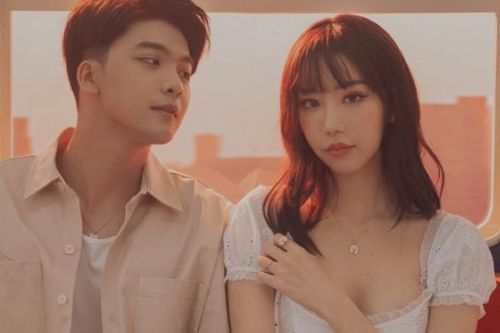 Min kéo fan vào chuyến tàu thời gian định nghĩa mối quan hệ 'Trên Tình Bạn Dưới Tình Yêu'