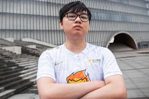 'Nếu mất SofM, Suning sẽ bị giảm sức mạnh'