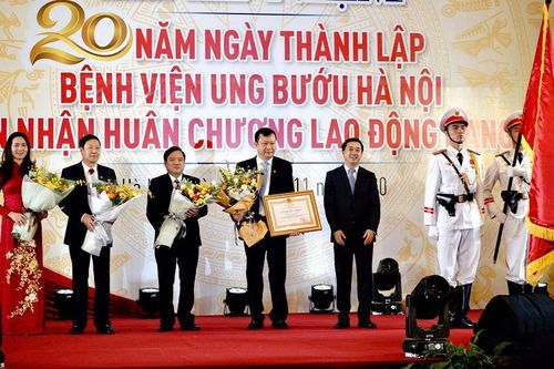 Bệnh viện Ung bướu Hà Nội phấn đấu xứng tầm trung tâm ung bướu khu vực