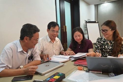 Tháo gỡ khó khăn trong quản trị nhân sự trường tiểu học